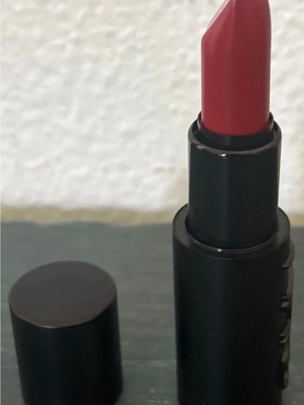 NARS Explicit Lipstick UNAUTHORIZED 863 - 0.13oz / 3.8g - FULL SIZE NOB